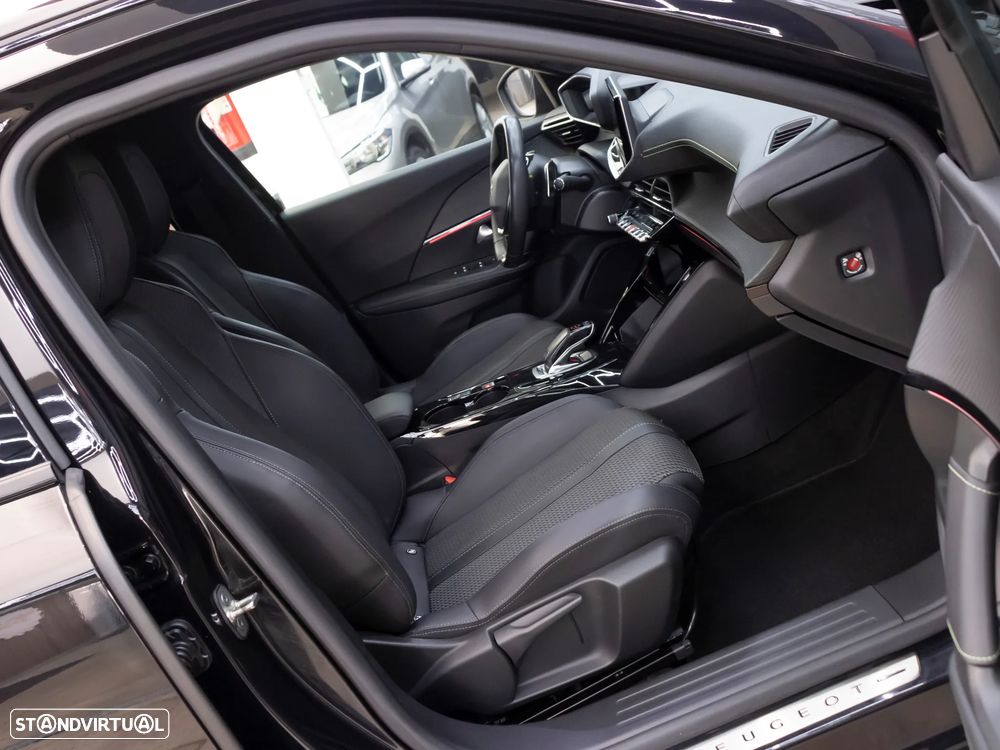 Peugeot 2008 1.5 BlueHDi GT Line EAT8 - 14