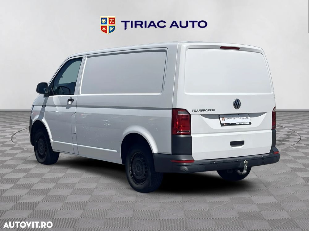 Volkswagen Transporter - 4