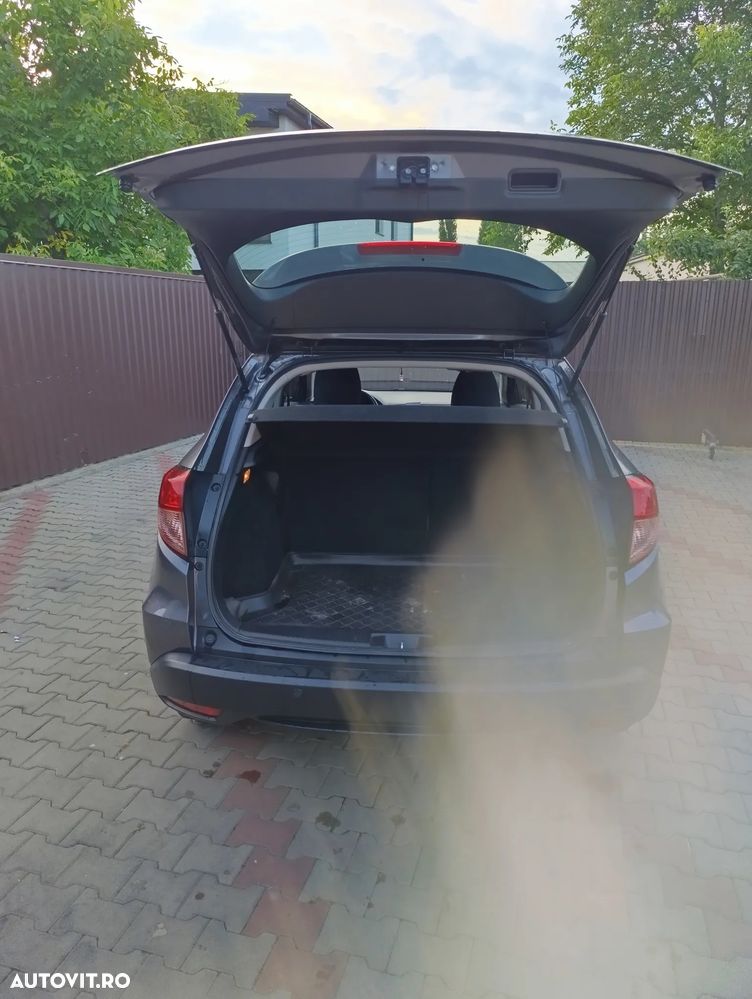 Honda HR-V 1.5 i-VTEC CVT Elegance - 12
