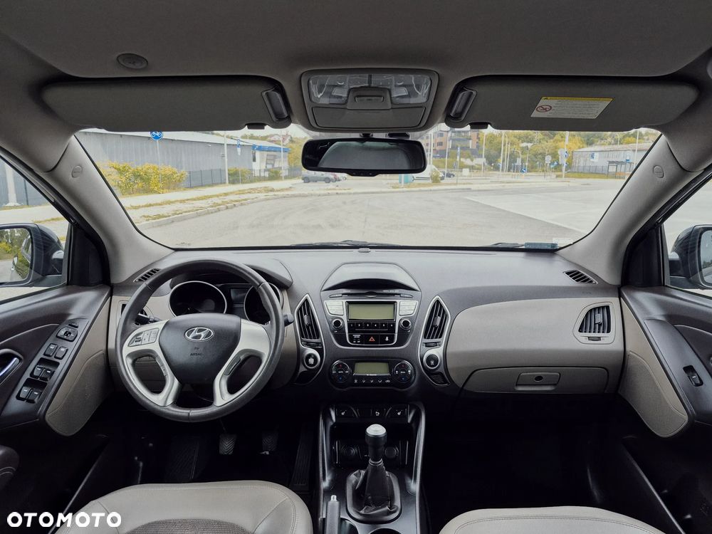 Hyundai ix35 2.0 4WD Premium - 23