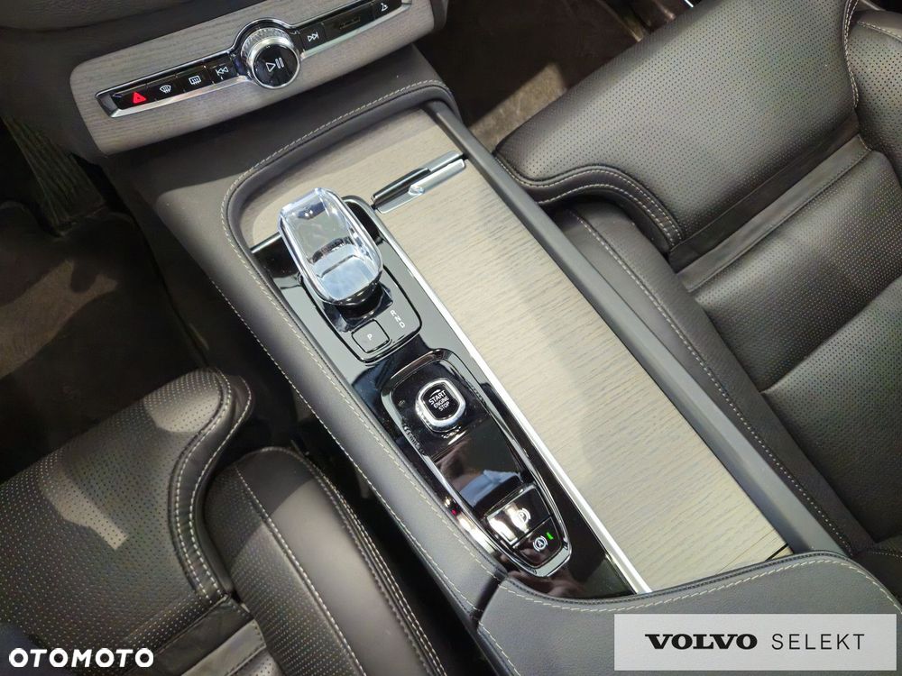 Volvo XC 90 - 29