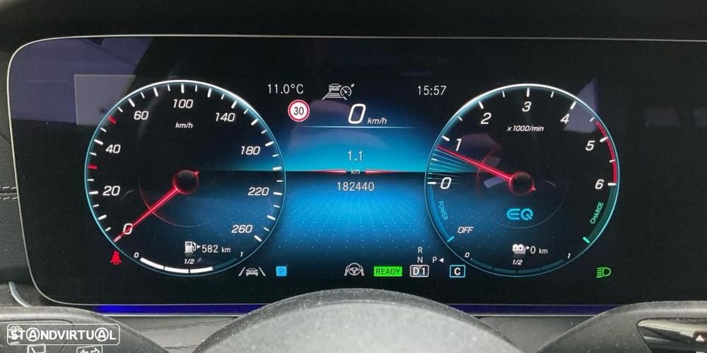 Mercedes-Benz E 300 de AMG Line 4Matic - 8