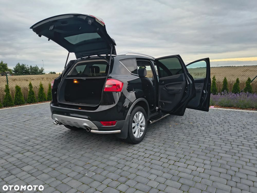 Ford Kuga 2.0 TDCi Titanium FWD - 12