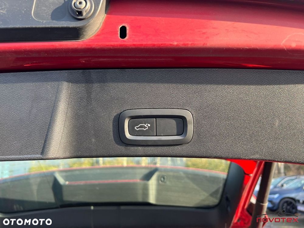 Volvo XC 40 D3 Momentum Pro - 14