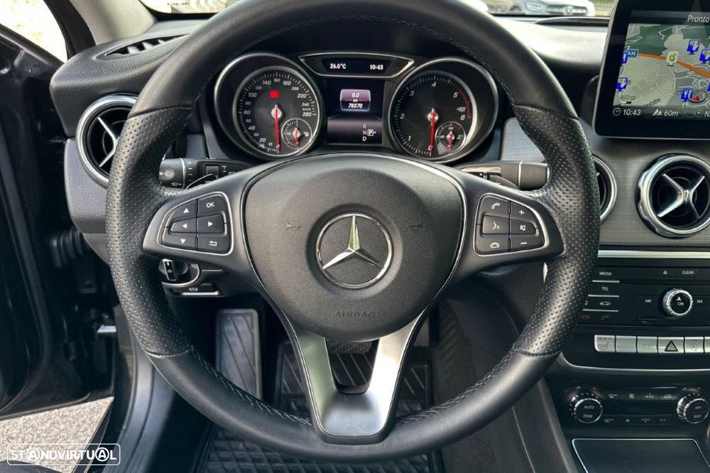 Mercedes-Benz GLA 200 d Urban Aut. - 7