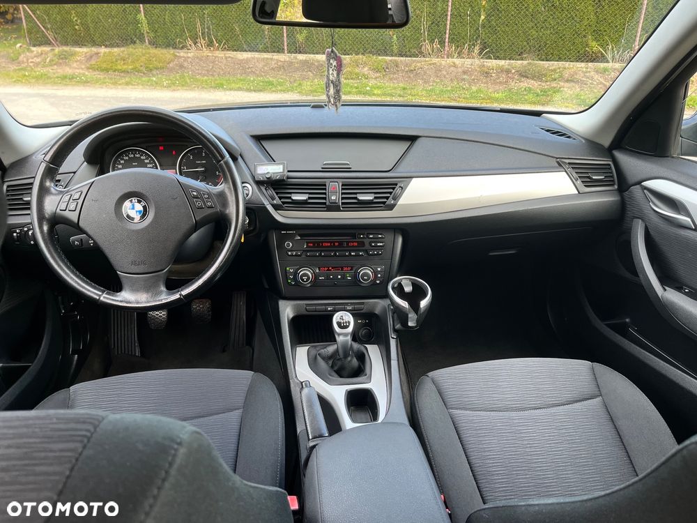 BMW X1 2011
