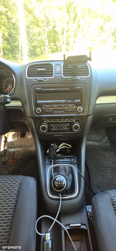 Volkswagen Golf - 11