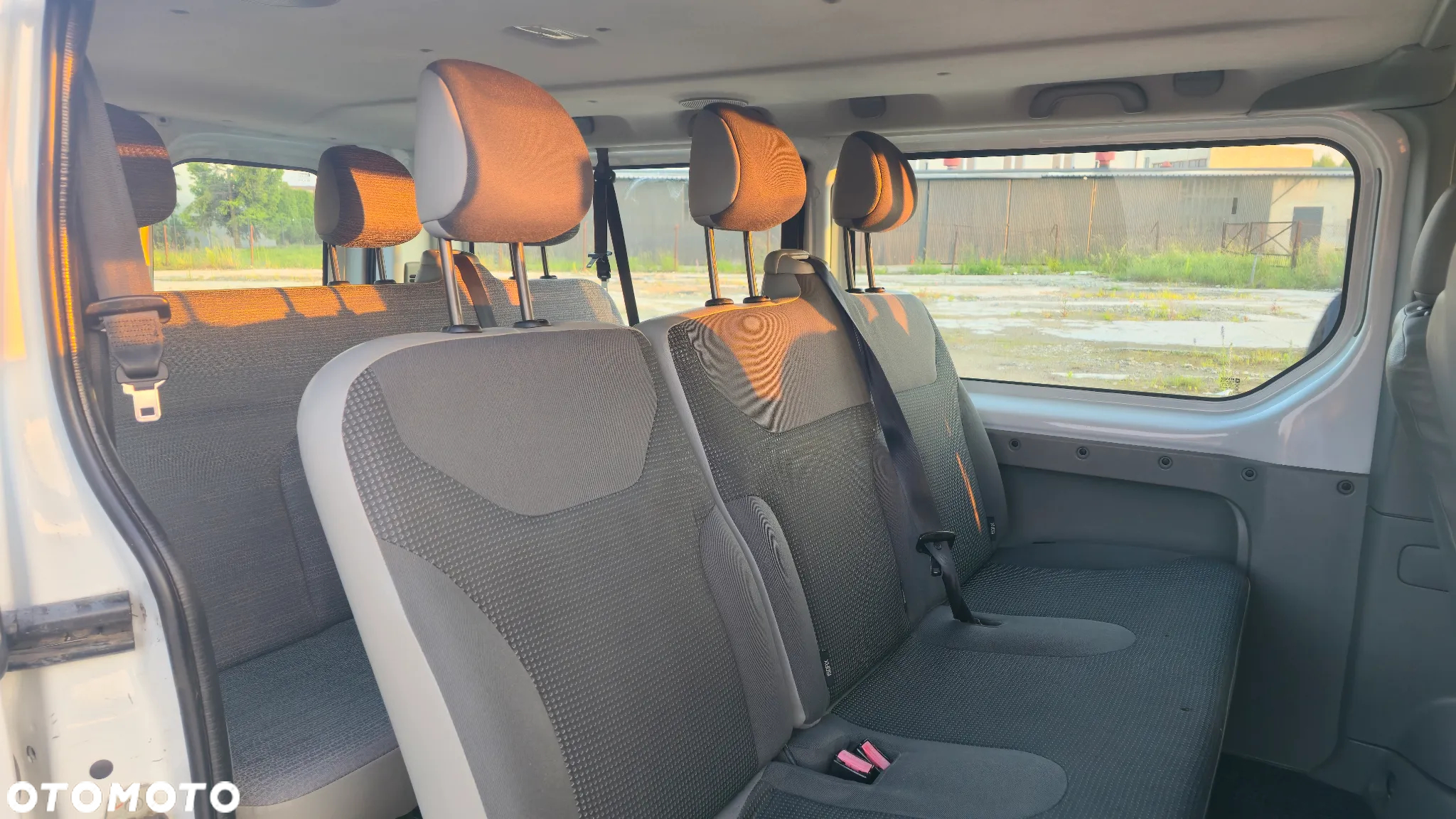 Opel Vivaro L2H1 2.9t - 9