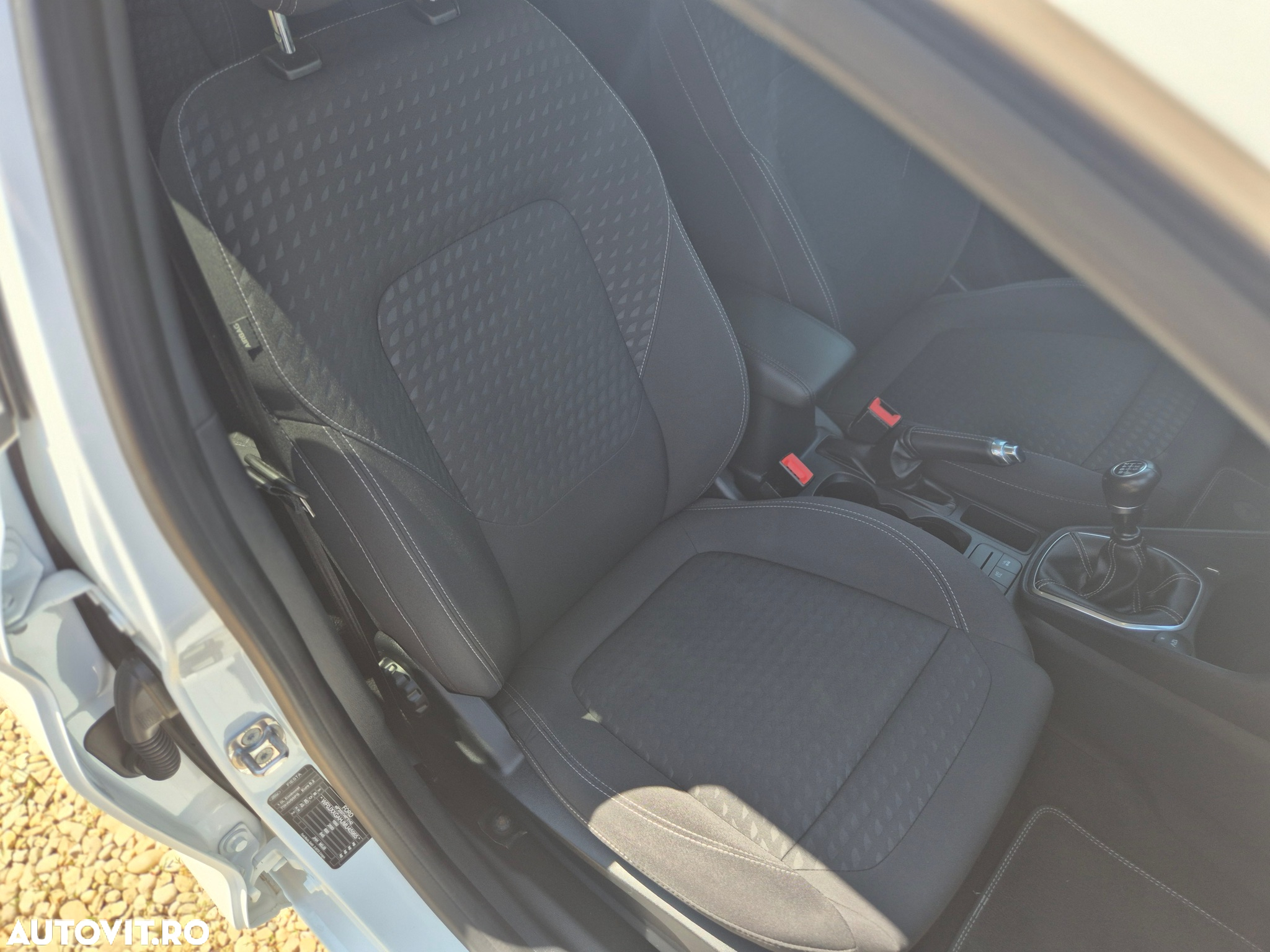 Ford Fiesta 1.0 EcoBoost Titanium - 21