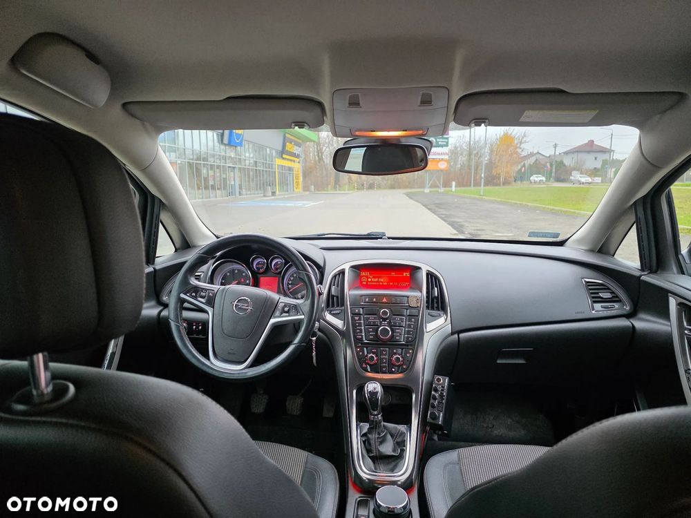 Opel Astra 1.7 CDTI DPF Cosmo - 7