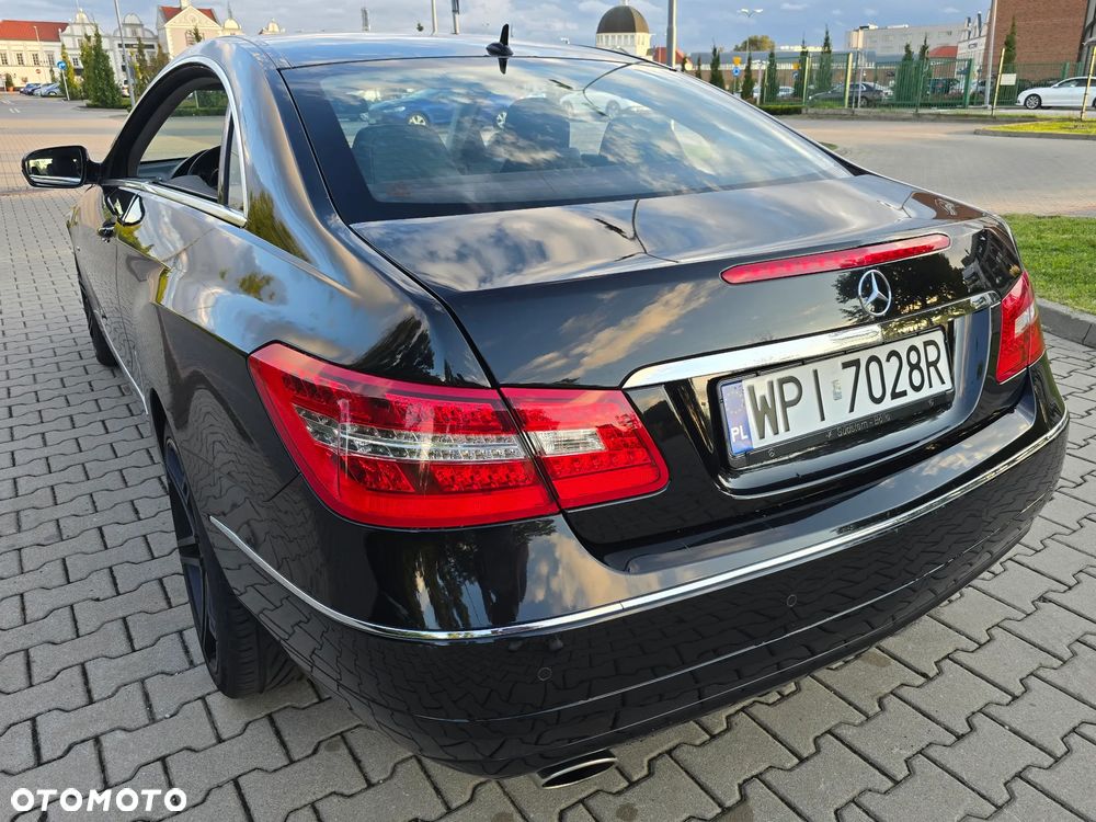 Mercedes-Benz Klasa E 350 7G-TRONIC - 33