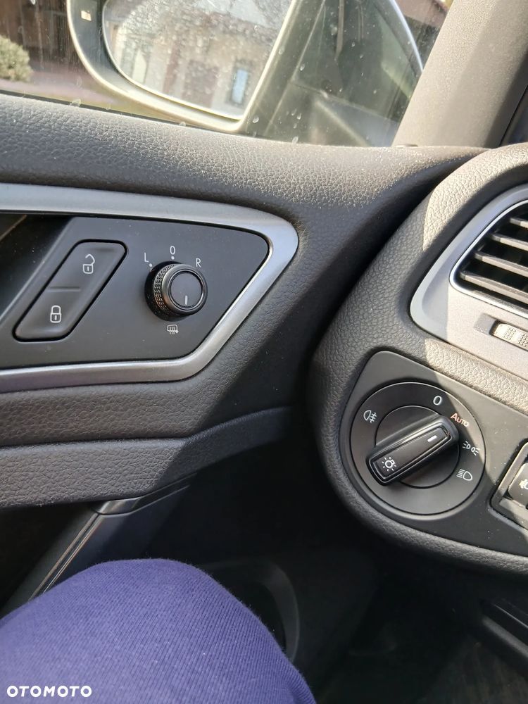 Volkswagen Golf - 19