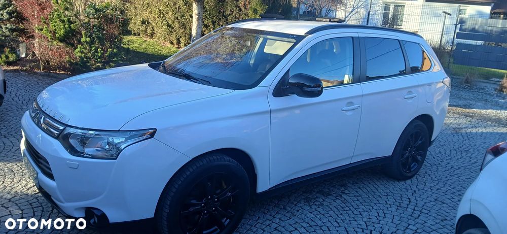 Mitsubishi Outlander 2.2 DI-D 4WD Diamant Edition - 4