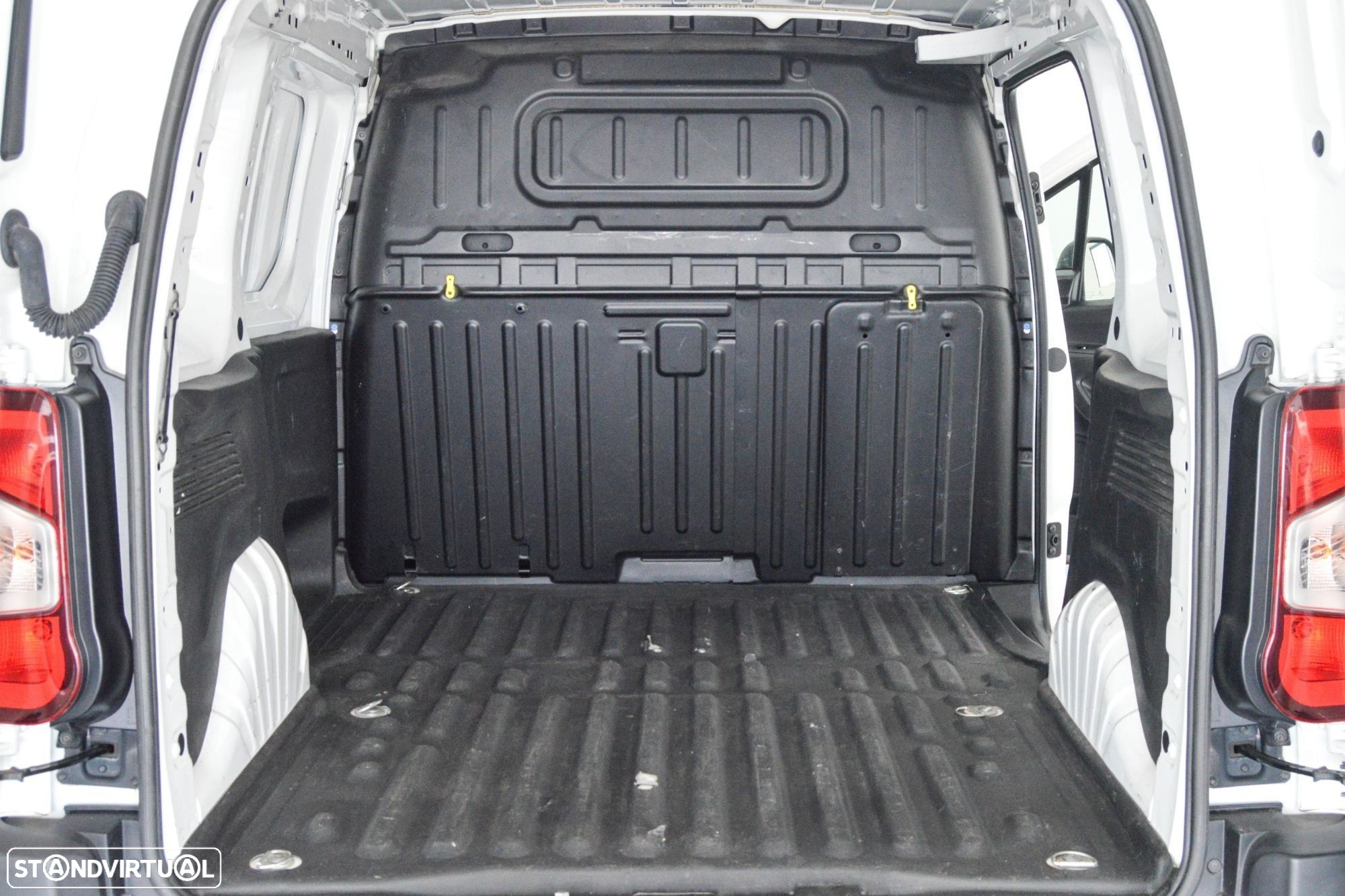 Peugeot Partner 1.5 BlueHDi Premium Standard - 12