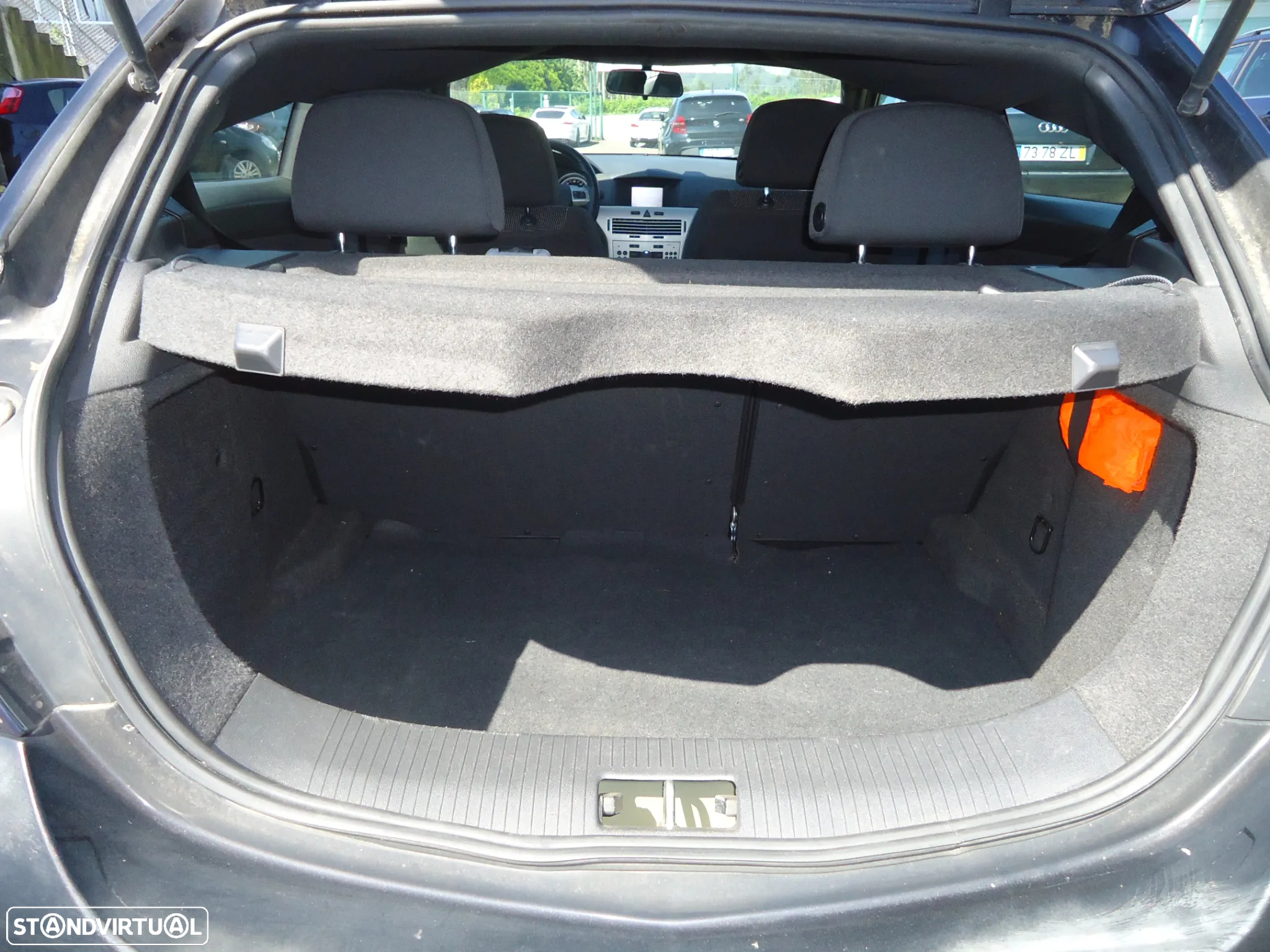 Opel Astra GTC 1.7 CDTi - 10