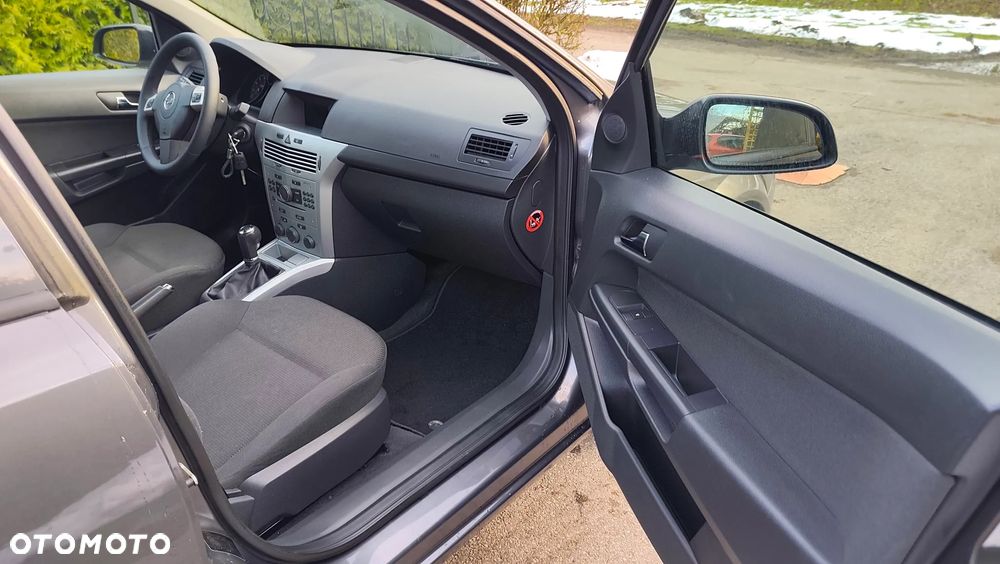 Opel Astra 1.6 Active - 19