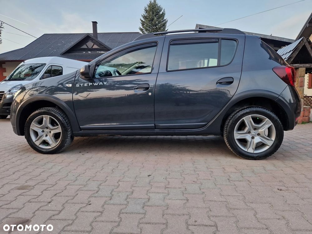 Dacia Sandero Stepway 0.9 TCe Laureate S&S - 4