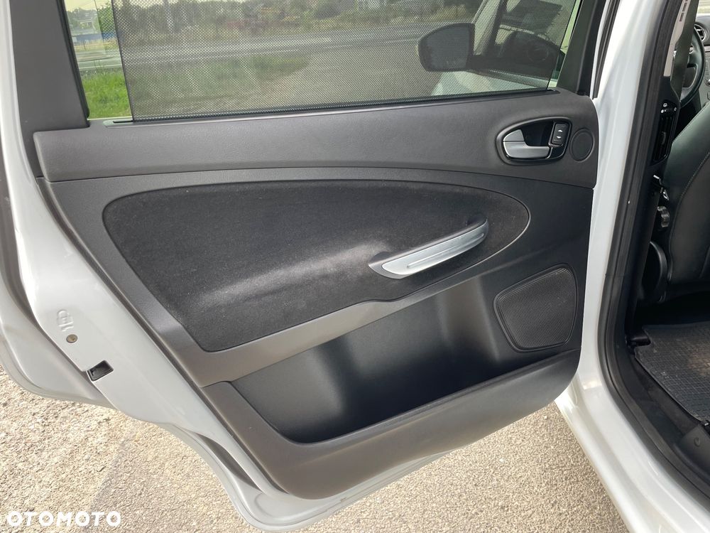 Ford Galaxy 2.0 Gold X - 24
