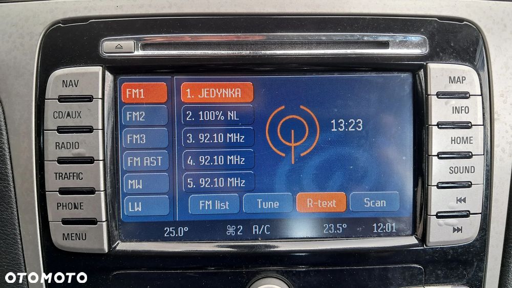Ford S-Max 2.0 Titanium - 21