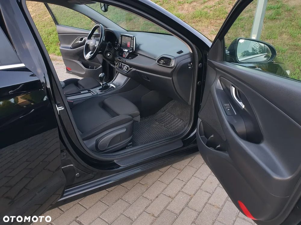 Hyundai i30 1.4 T-GDI Premiere Style - 25