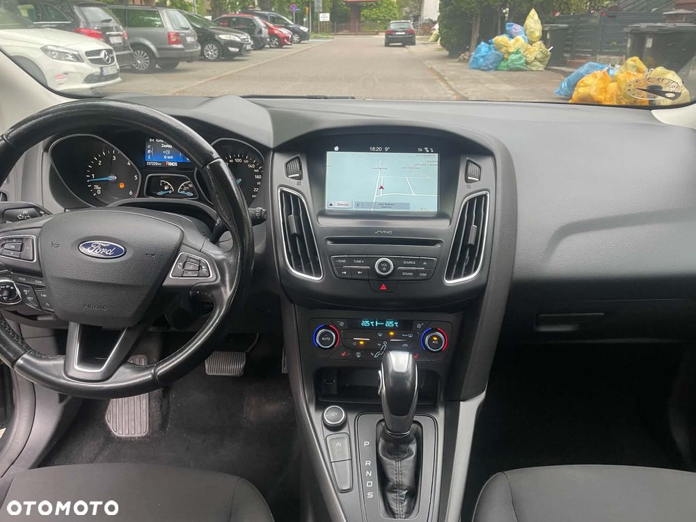 Ford Focus - 12