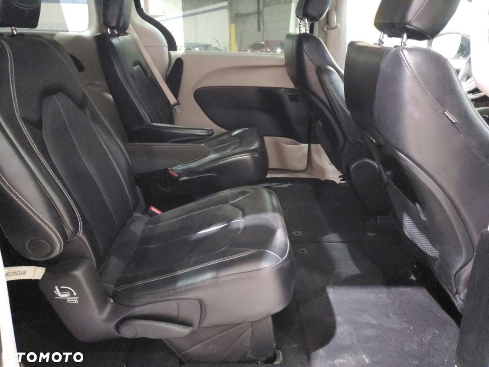 Ford Transit Connect - 18