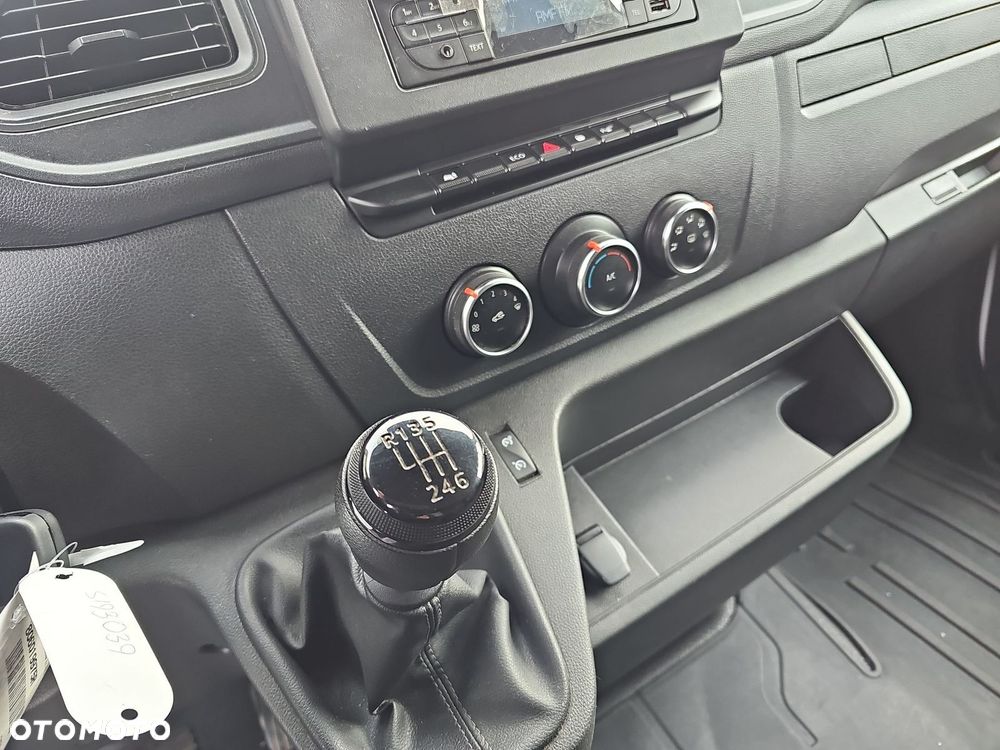 Renault Master - 17