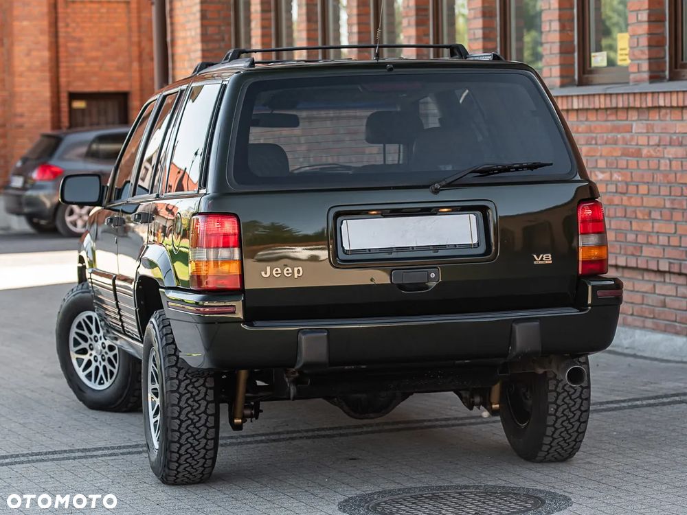 Jeep Grand Cherokee - 2