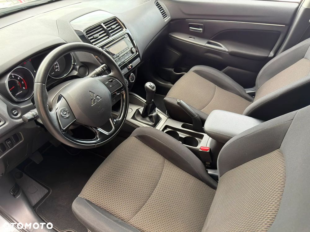 Mitsubishi ASX 1.6 Invite - 9