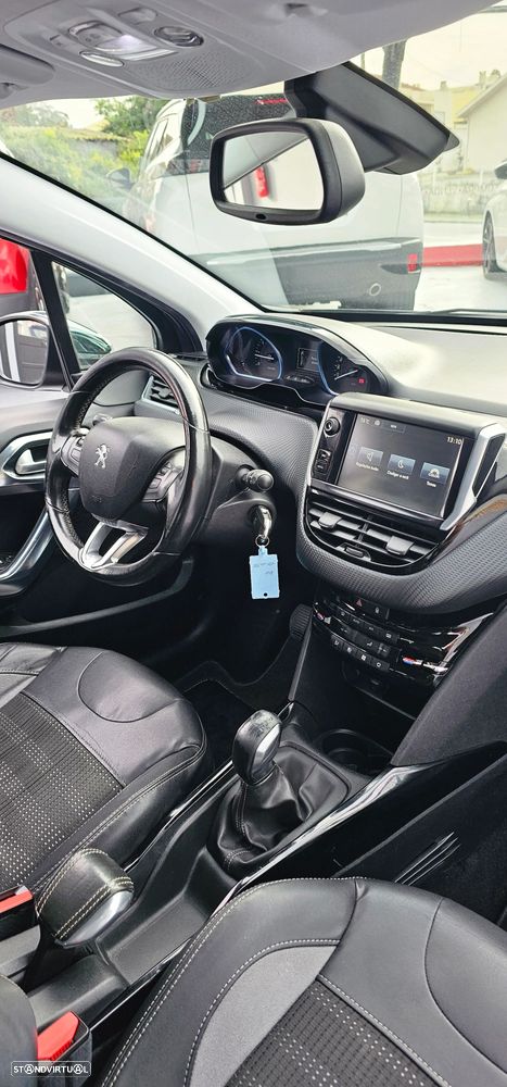 Peugeot 2008 PureTech 110 Stop&Start Allure - 6