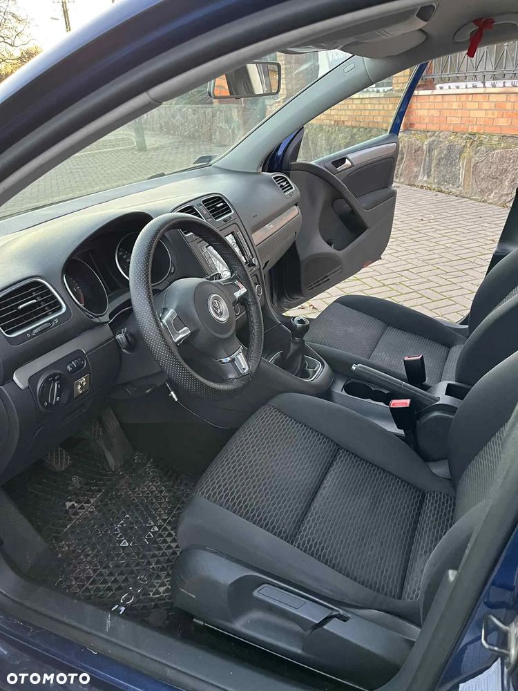 Volkswagen Golf 1.6 TDI DPF MATCH - 17