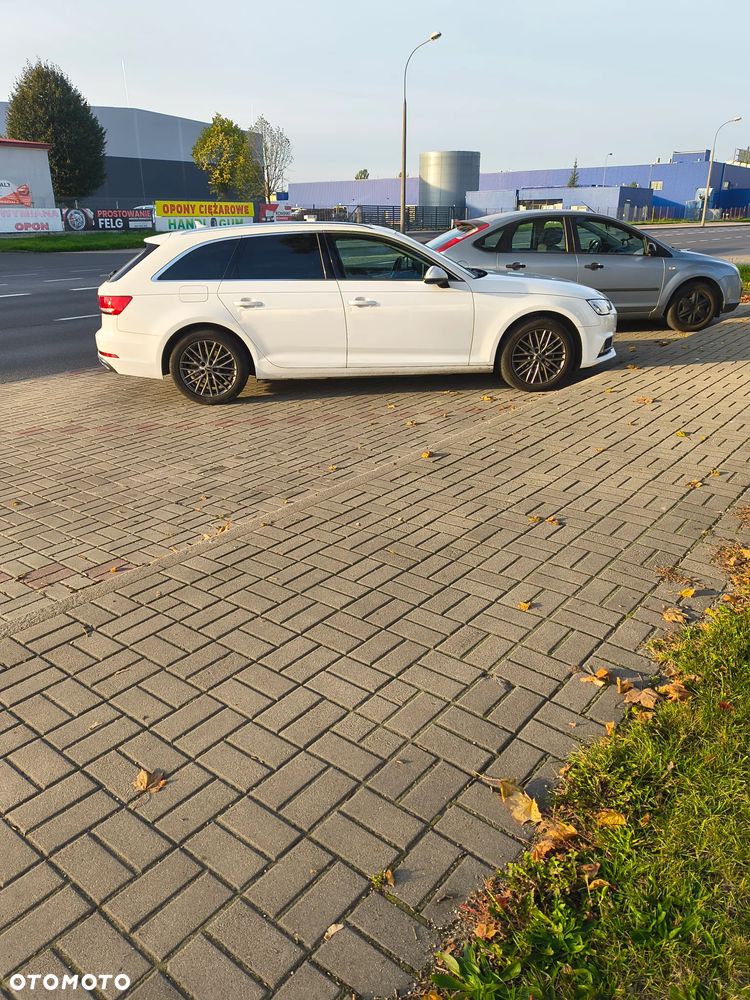 Audi A4 Avant 2019 photo 2