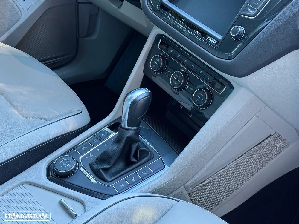 VW Tiguan 2.0 TDI Highline DSG 4Motion - 12