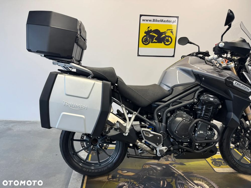 Triumph Tiger - 16