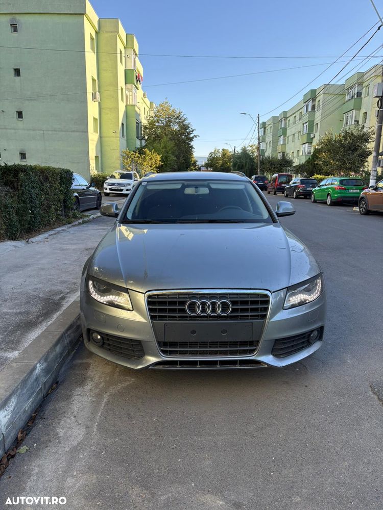 Audi A4 - 1