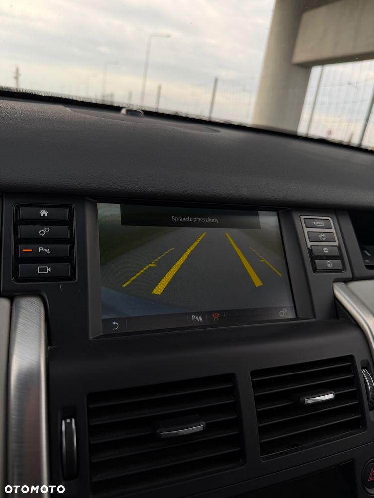 Land Rover Discovery Sport - 15