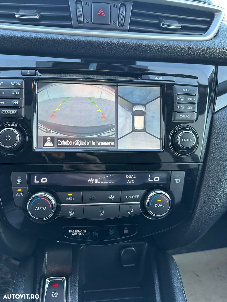 Nissan Qashqai 1.5 DCI Start/Stop Tekna - 8