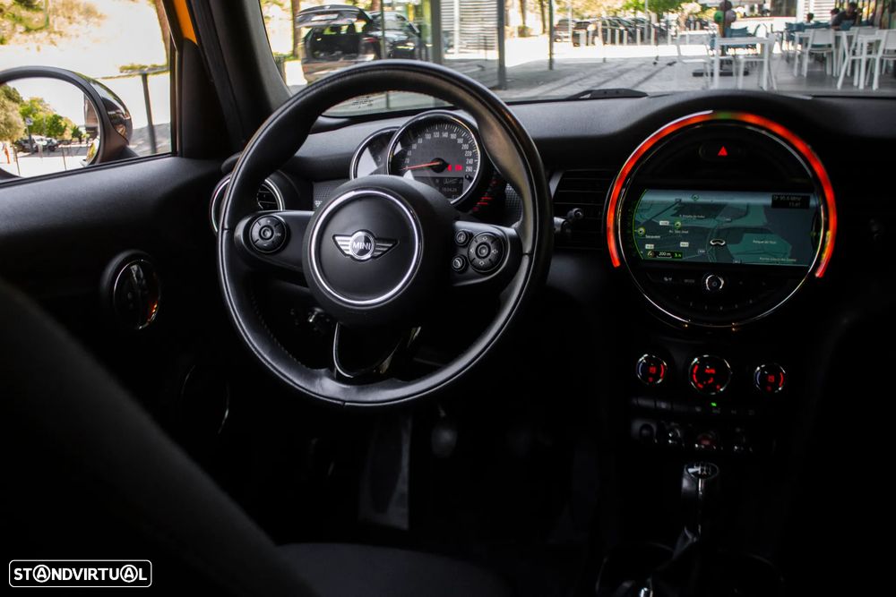 MINI 5 Portas Cooper D Seven Chili - 31