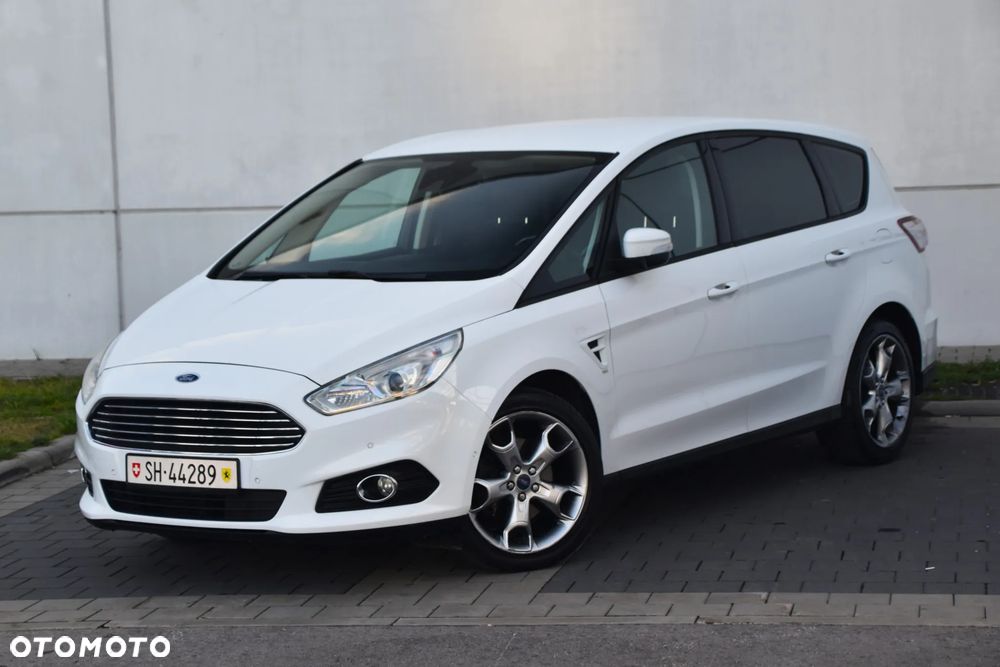 Ford S-Max 2.0 TDCi Titanium PowerShift - 24