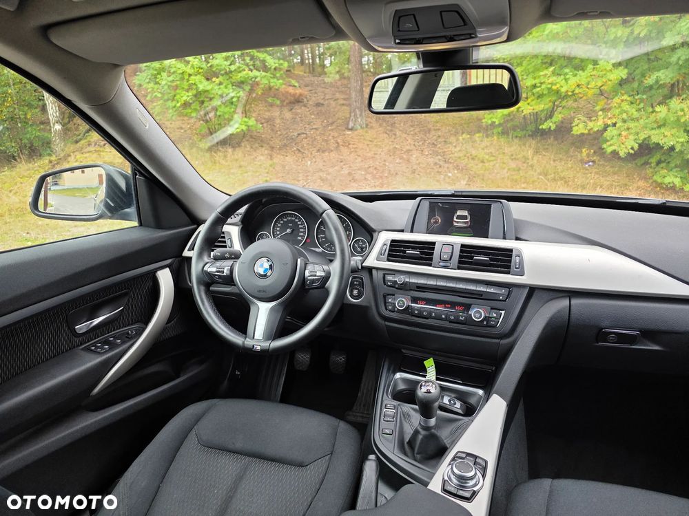 BMW 3GT 318d Modern Line - 22