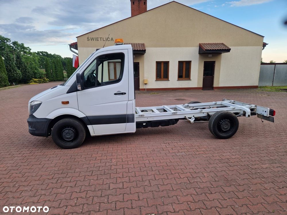 Mercedes-Benz Sprinter - 5