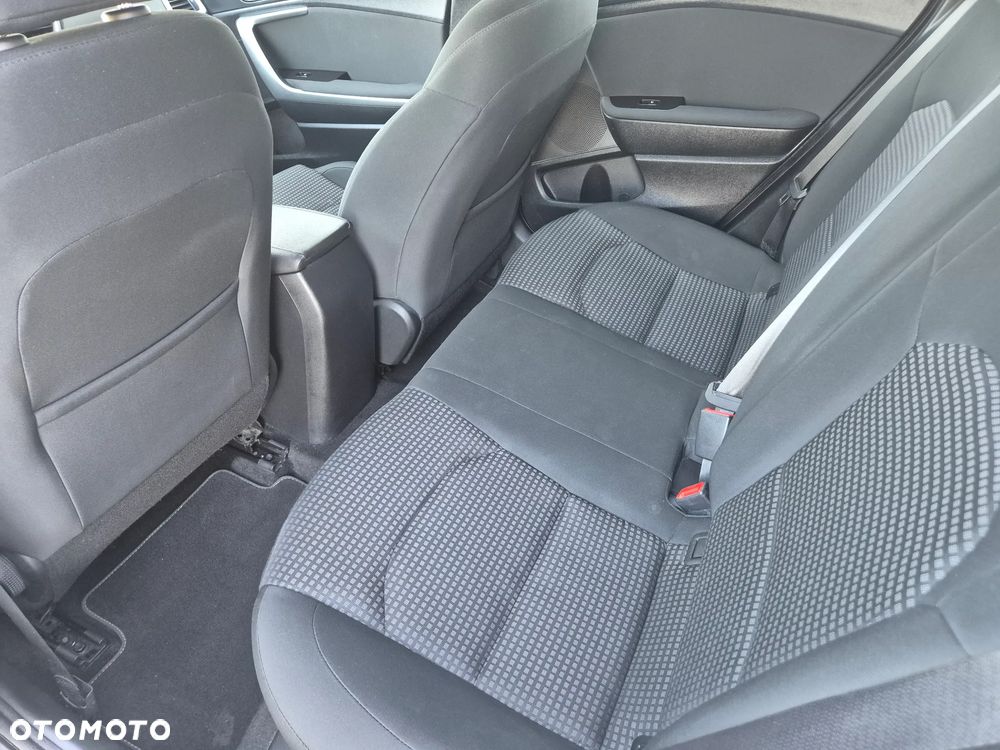 Kia Ceed 1.4 L Business Line - 17