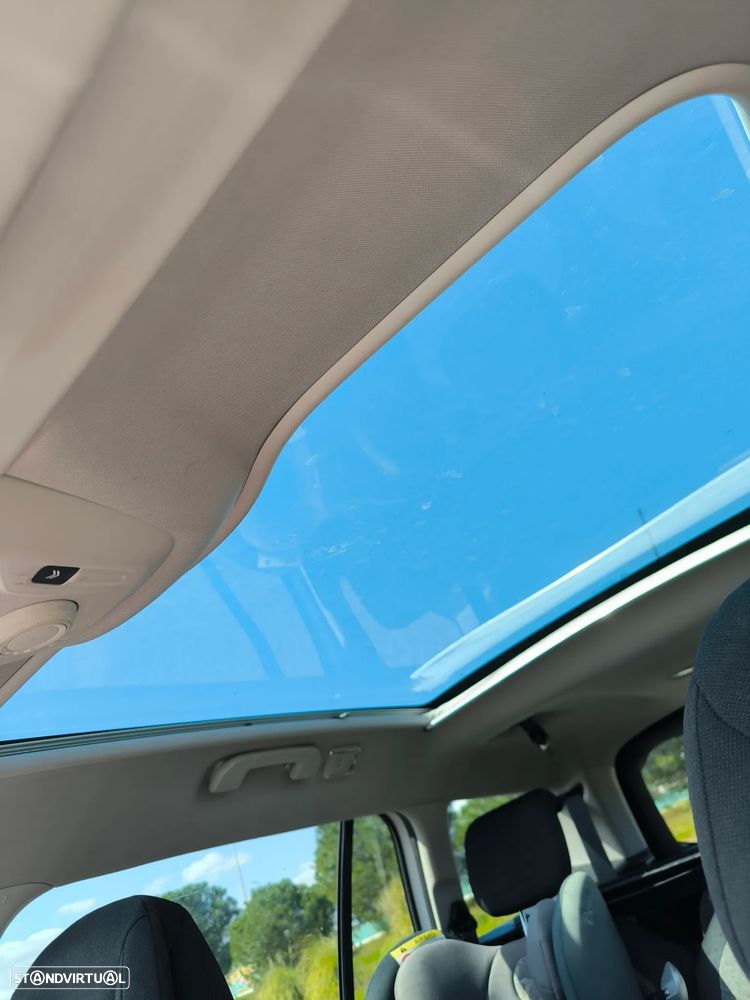 Citroën C4 Grand Picasso - 9