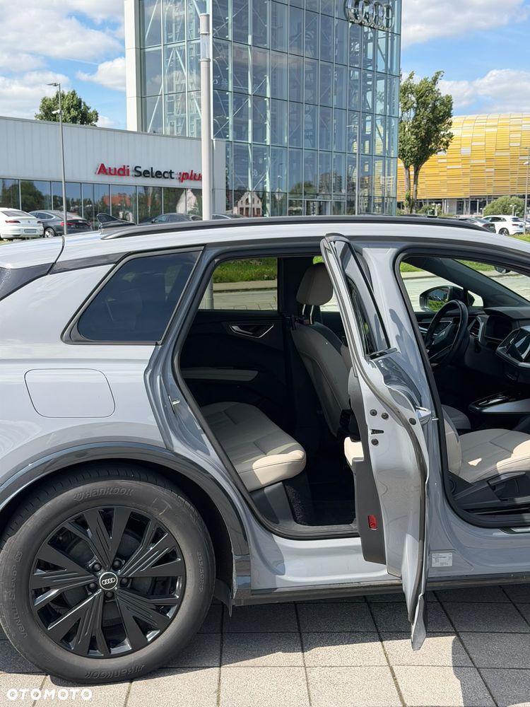 Audi Q4 e-tron - 25