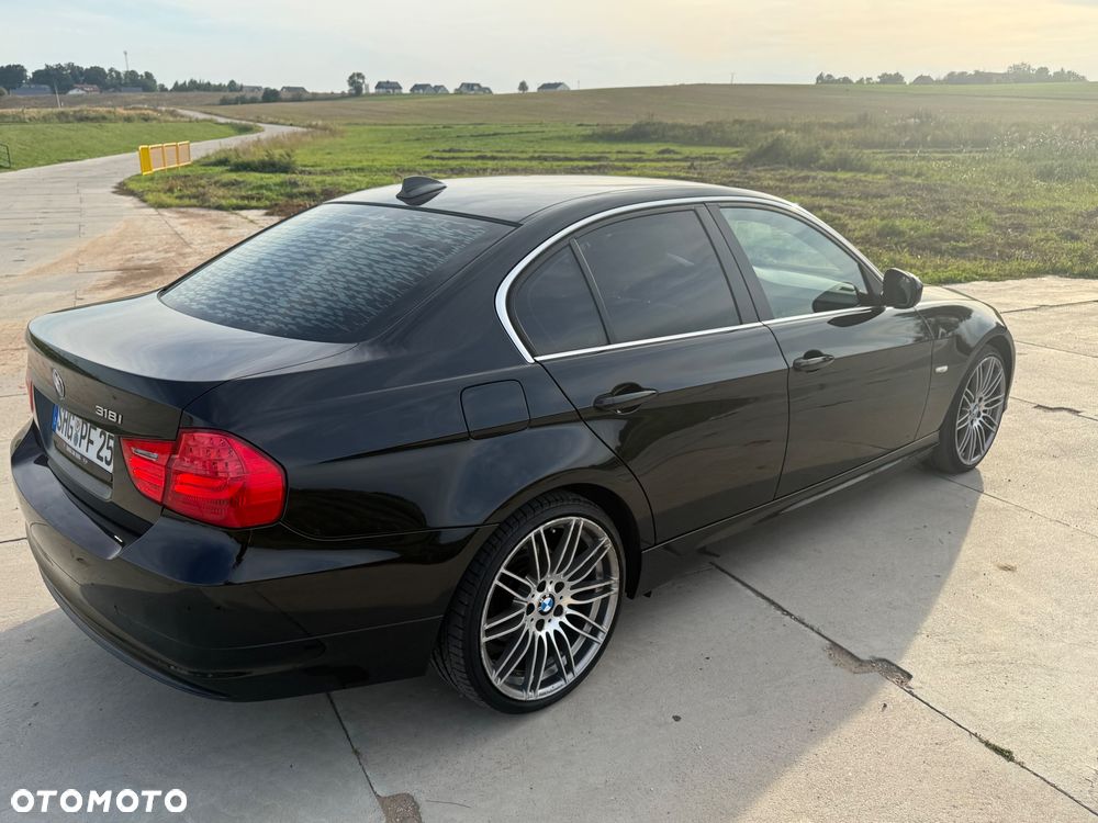BMW Seria 3 318i Edition Lifestyle - 35