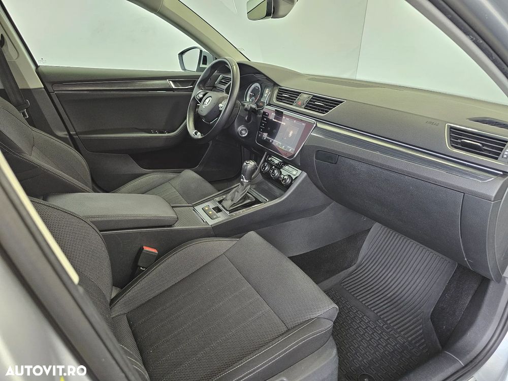 Skoda Superb 2.0 TDI 4X4 DSG Style - 33