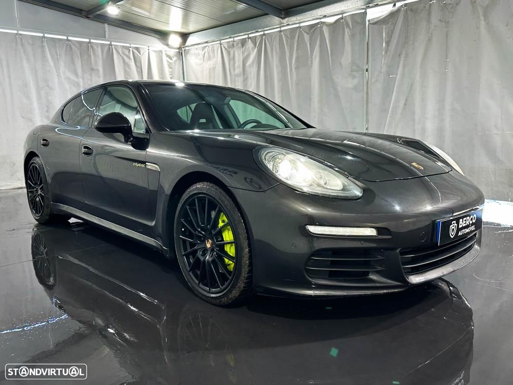 Porsche Panamera S E-Hybrid - 4