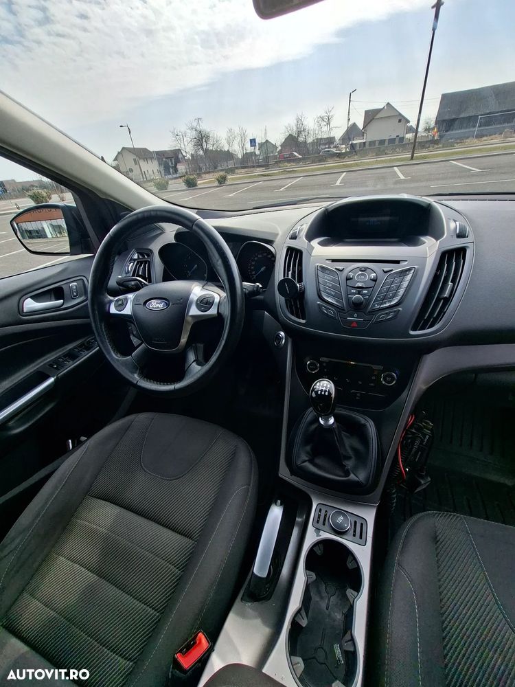 Ford Kuga 2.0 TDCi 2x4 SYNC - 10