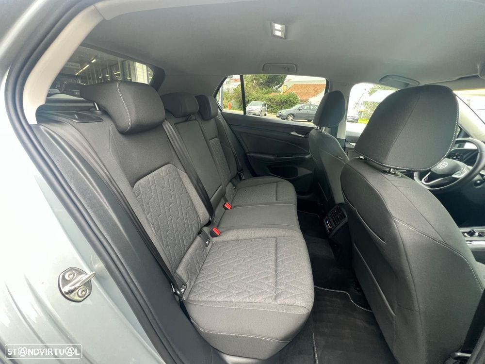 VW Golf 1.5 TSI e-Hybrid Life DSG - 9