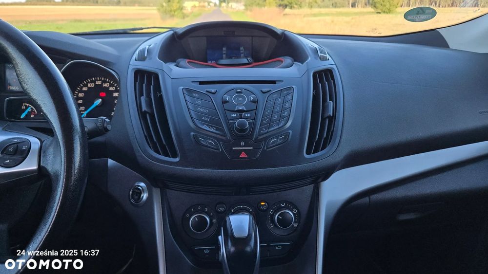 Ford Kuga - 38